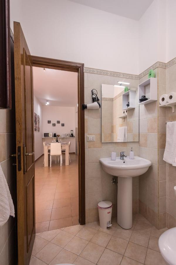 Valverde E Apartment *